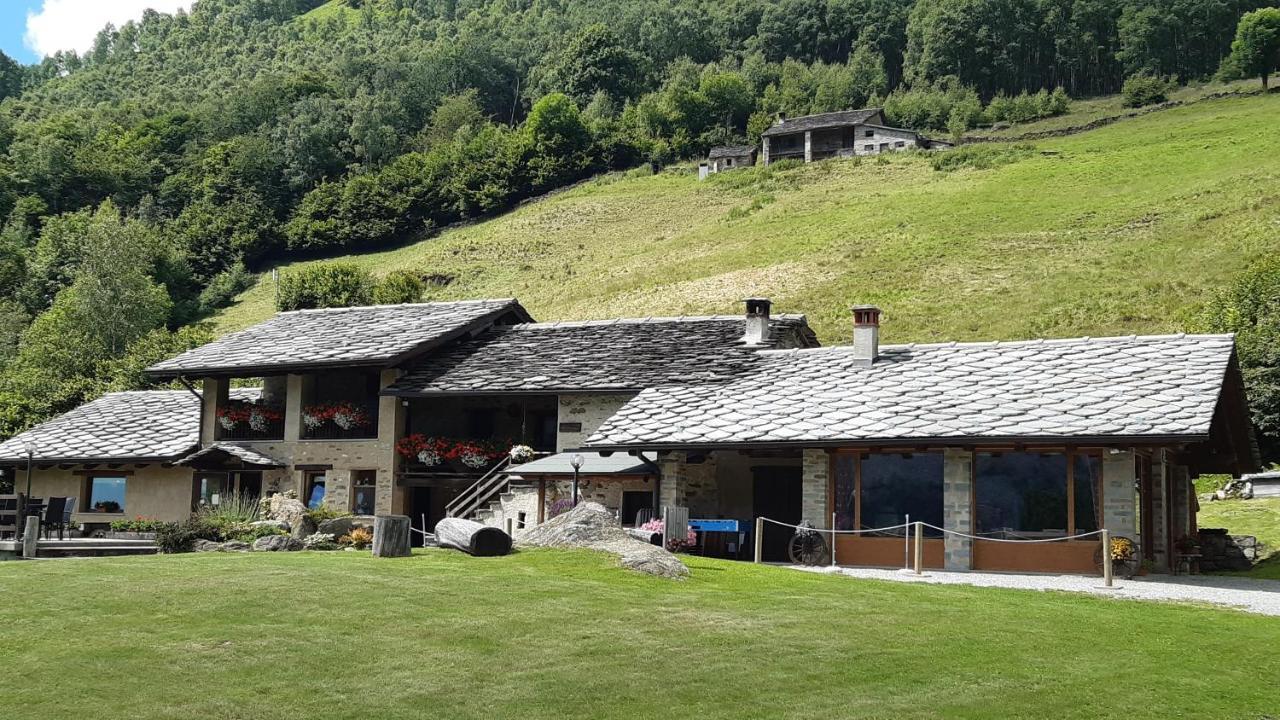 Hotel Ca Praudin Vico Canavese Exterior foto